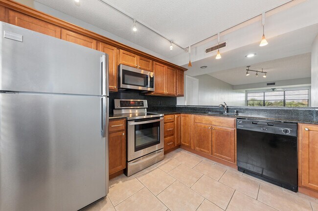 Foto del edificio - 3507 Village Blvd