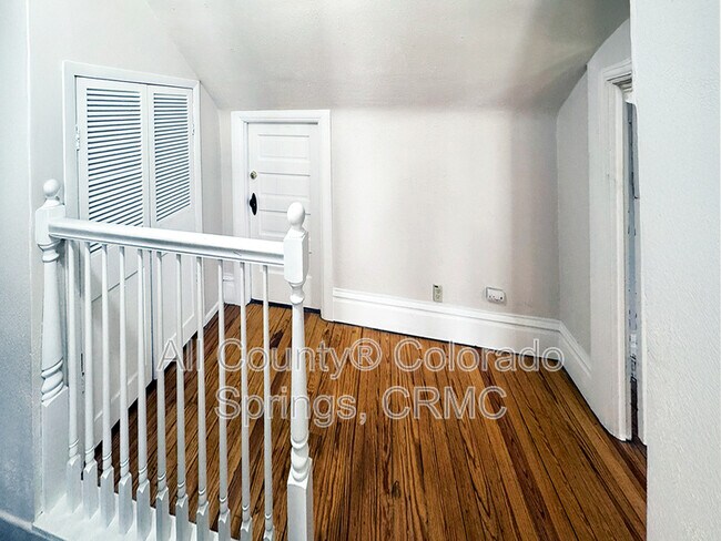 Building Photo - 815 N Nevada Ave