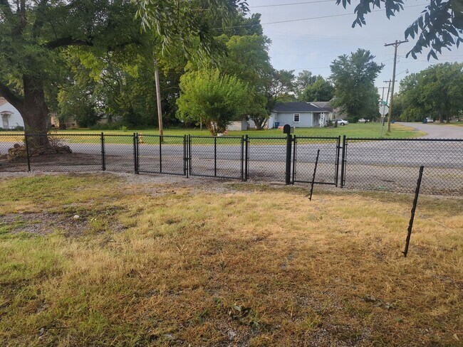 Foto del edificio - Lamar, MO - 2 Bedroom Rental Coming Soon!