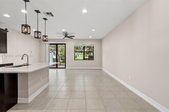 Building Photo - 10103 Akenside Dr