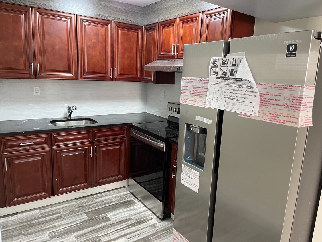 Foto principal - 240 Raritan Ave