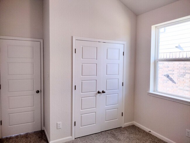 Foto del edificio - Beautiful 4 bedroom new build, it is a must see!!