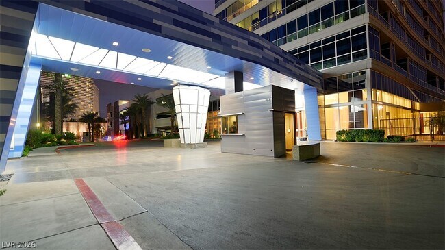 Foto del edificio - 4575 Dean Martin Dr