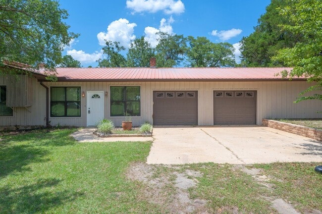 Building Photo - 803 Ingle Rd