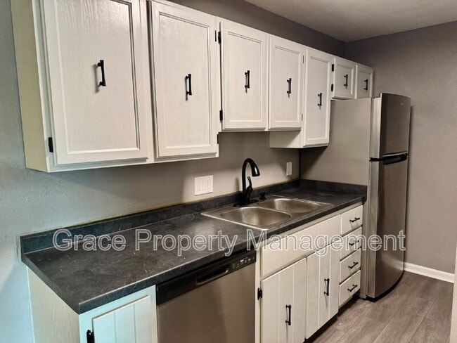 Building Photo - 16259 W 10th Ave