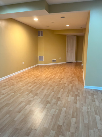 Building Photo - 382 Vaughn Cir