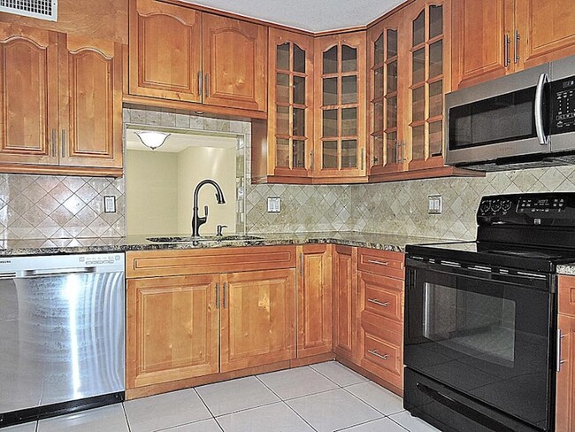 Photo - 5040 Society Pl E Townhome