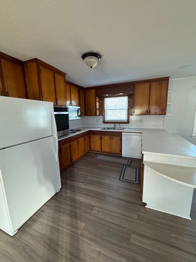 Foto del edificio - 123 Bear Creek Rd