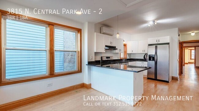Foto del edificio - 3815 N Central Park Ave  #2, Chicago