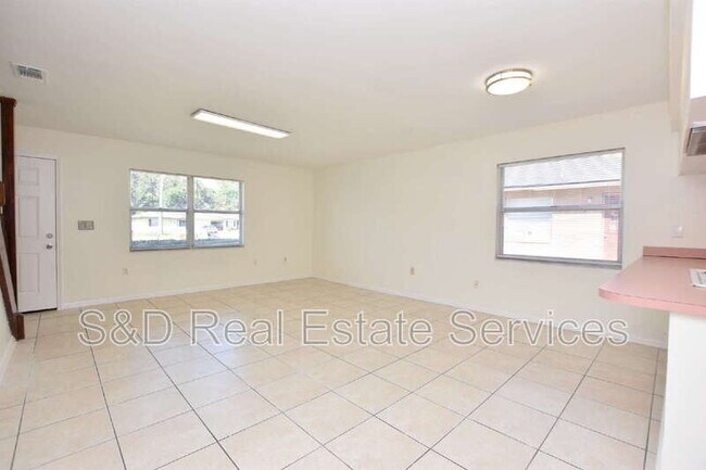 Foto del edificio - 211 Mary Catherine Ct