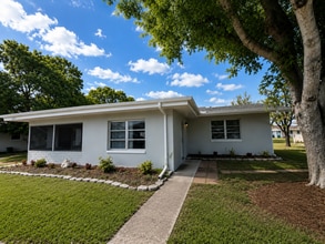Building Photo - 329 Tudor Dr