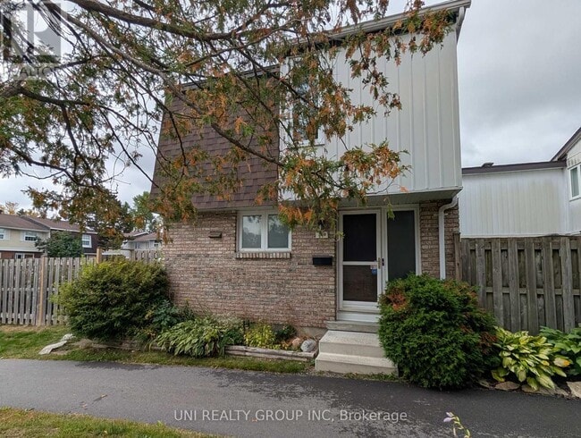Photo du bâtiment - 3310-3310 Southgate Rd