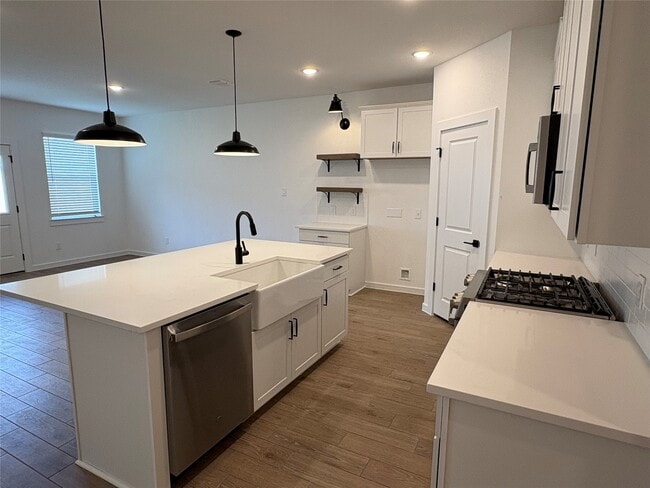 Building Photo - 8410 Tranquil Bay Ct