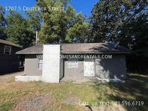 Building Photo - 1707.5 Crutcher St