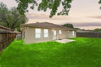 Building Photo - 14315 Branchwater Ln