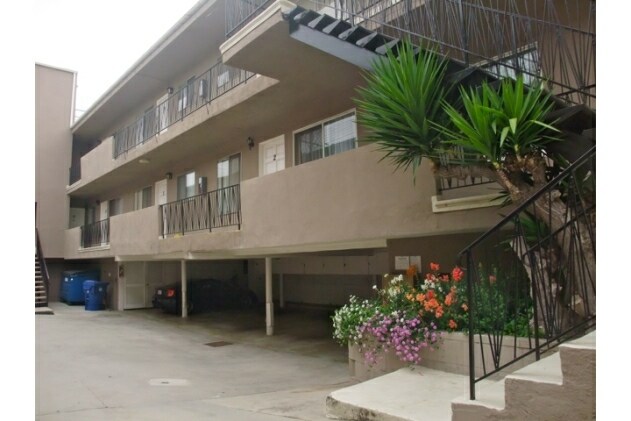 Building Photo - 1745 Colby Ave