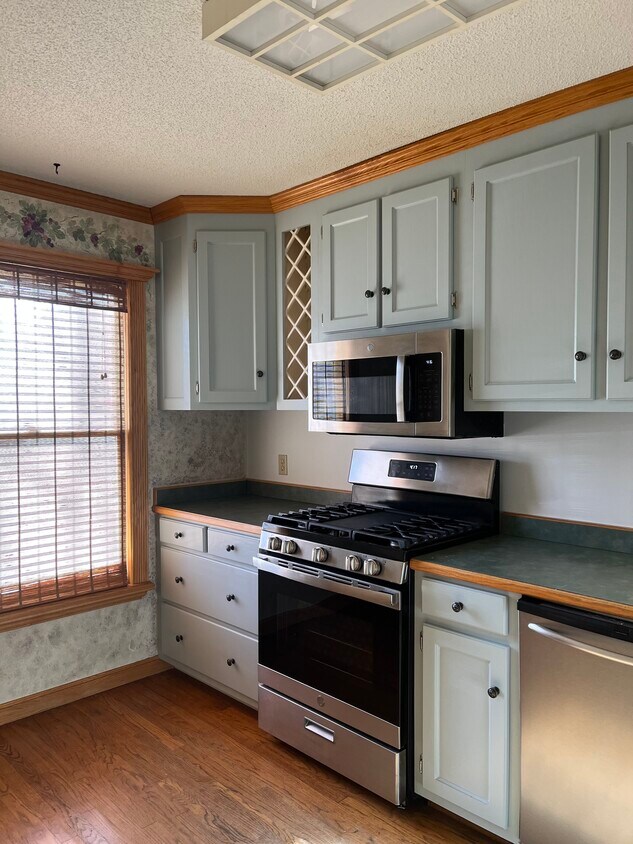 106 Bentwood Ln, Pickens, SC 29671 Townhome Rentals in Pickens SC