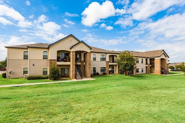 Building Photo - High Meadow Apartments