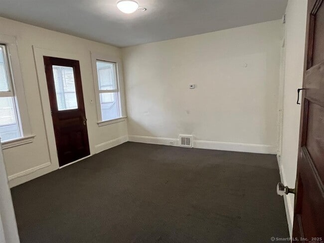 Building Photo - 277 Johnson Ave