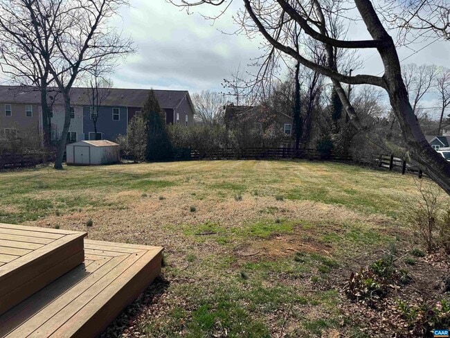 Building Photo - 402 Harris Rd