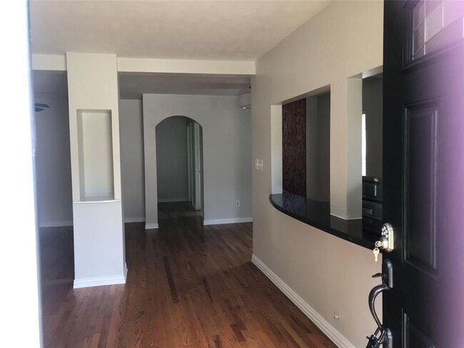 Building Photo - 3524 Ruth St