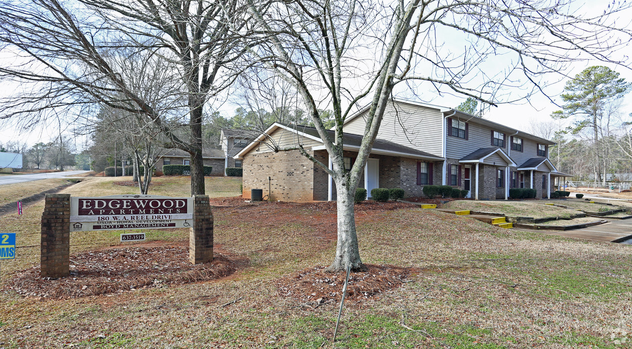 Foto principal - Edgewood Apartments