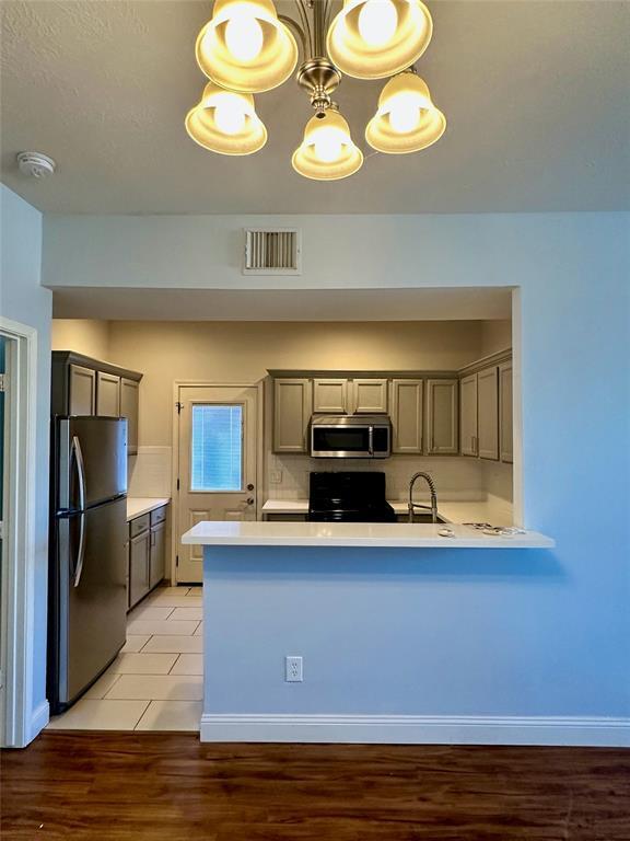 Foto del edificio - 3738 Lehall St