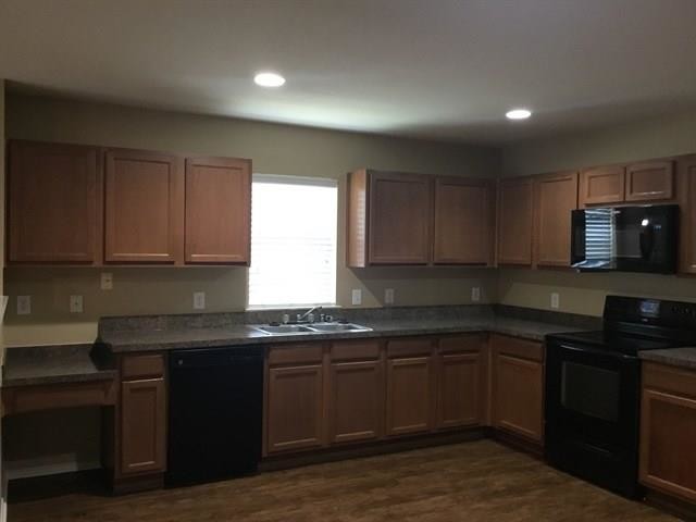 Building Photo - 908 Harris Ridge Dr