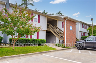 Building Photo - 214 Commons Dr