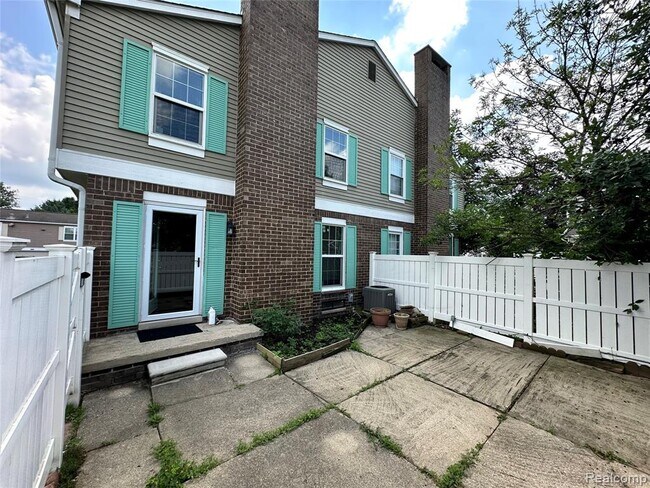 Foto del edificio - 41729 Broquet Dr