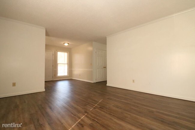 Foto del edificio - 6202 Friar Tuck Dr NW
