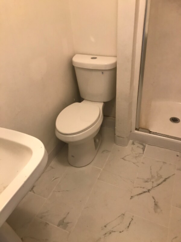 202 Dewey Ave, Pittsfield, MA 01201 Room for Rent in Pittsfield, MA