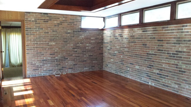 Foto del edificio - 10309 Wycliff Rd