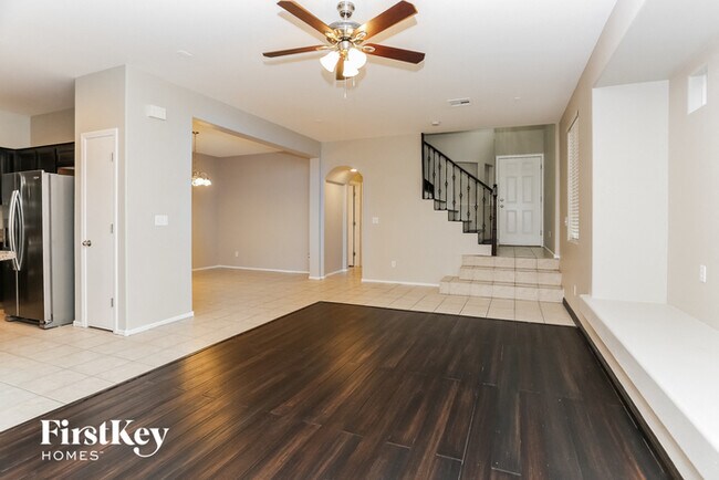 Building Photo - 7711 Gatsby House St