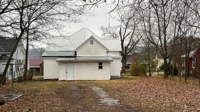 Building Photo - 222 Ohio Ave