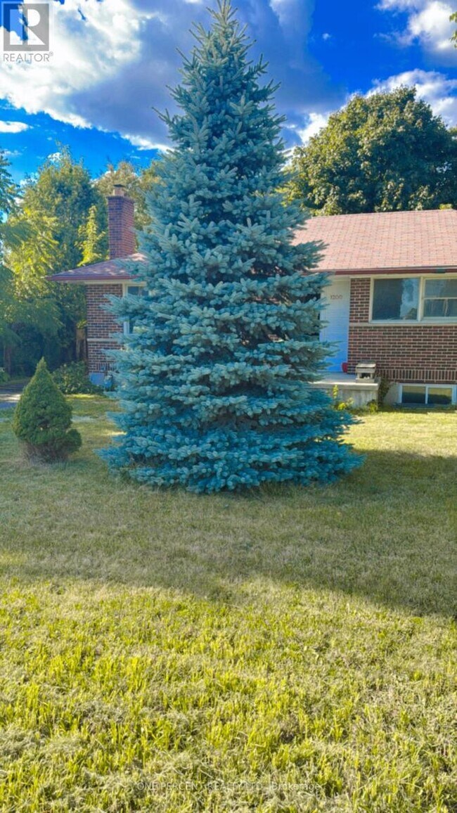 Photo du bâtiment - 1200 Huron St