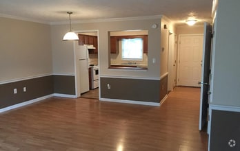 Building Photo - 408 Bainbridge Ct