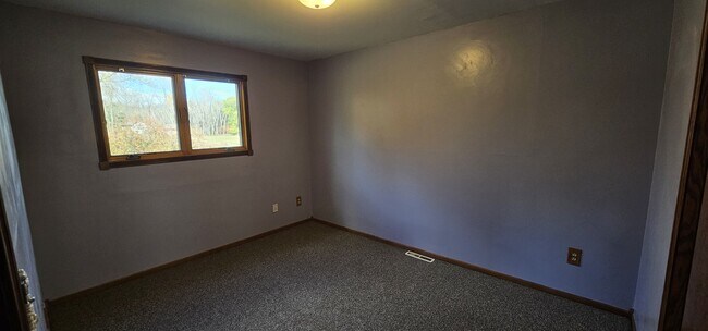 Building Photo - 2020 Crosstown Blvd NE