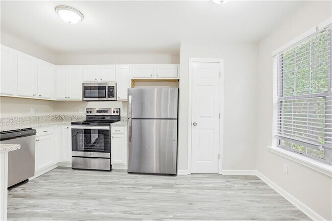 Building Photo - 1468 Bellemeade Farms Rd SW