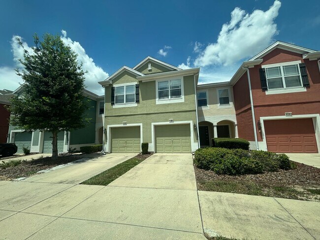 Foto del edificio - Amazing Neighborhood 3/3 W/Great Amenities!