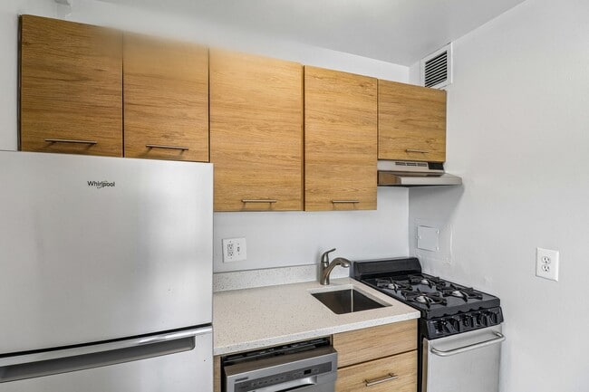 Building Photo - 5100 Connecticut Avenue Apartments