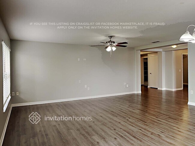Building Photo - 3305 Whistling Trail