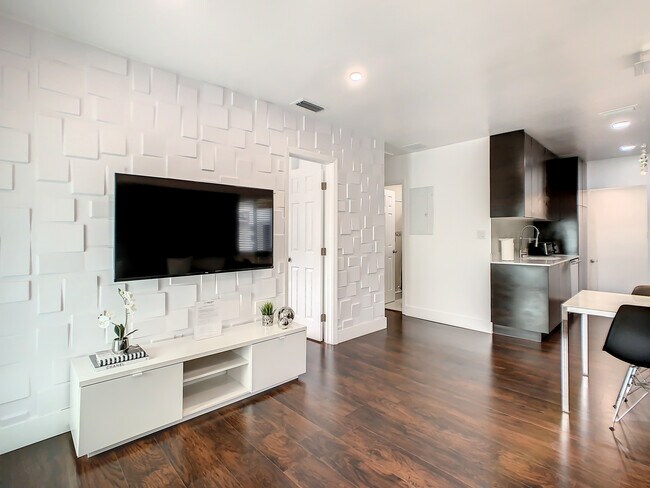 Foto del edificio - 2714 SW 36th Ave