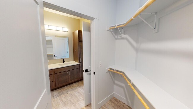 Building Photo - 2116 Normal St