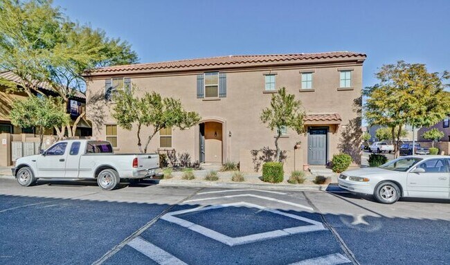 Foto del edificio - Wonderful gated community townhome near I-10