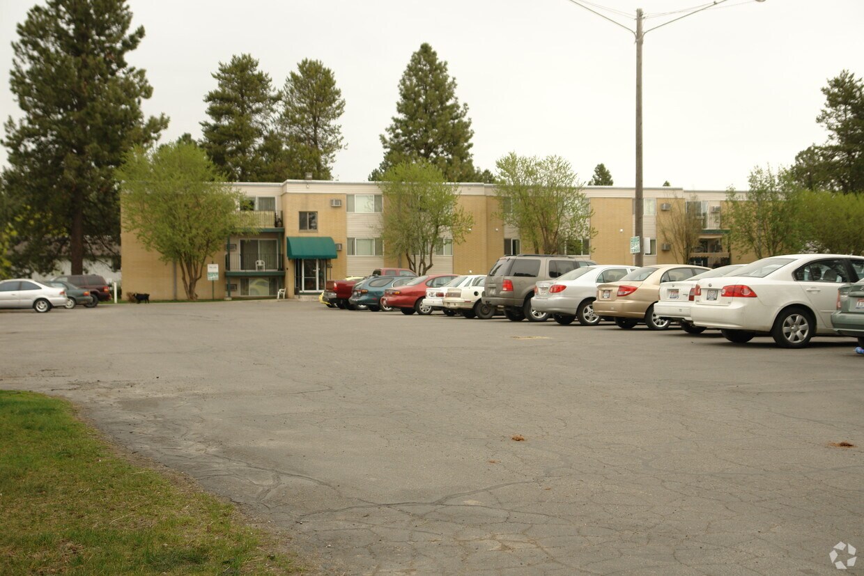 Alpine Apartments Coeur D Alene Id Apartments Com