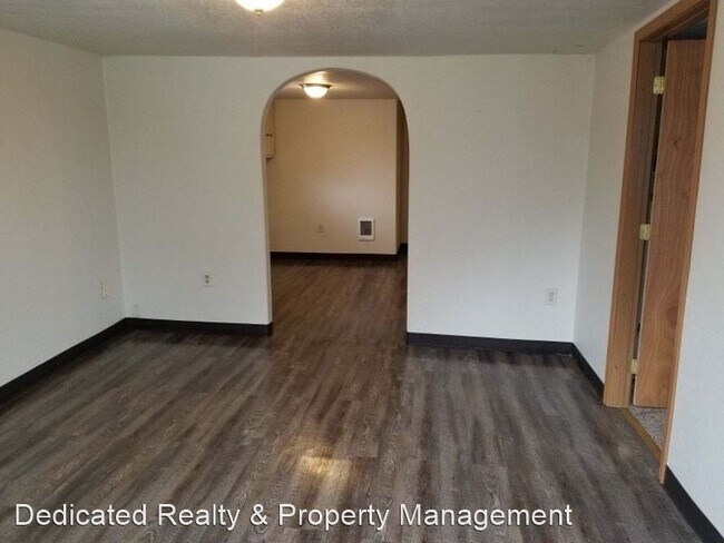 Foto del edificio - 2 br, 1 bath House - 414 East A St