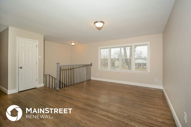 Foto del edificio - 8 Preakness Dr