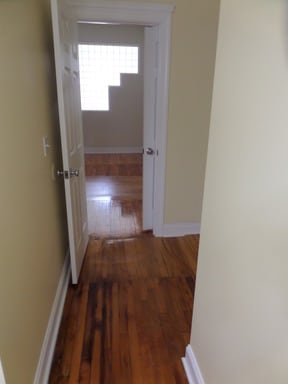 Building Photo - 236 S Elm St