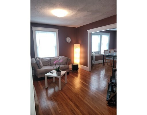 Primary Photo - 221 Arsenal St